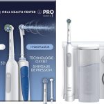Oral-B Oral Health Center Hydropulseur Dentaire et Brosse à Dents Électrique Pro Series, Jet Dentaire, 1 Canule Oxyjet, 1 Canule Water Jet, 4 Jets d'Eau et 5 Pressions, 2 Brossettes, Rechargeable